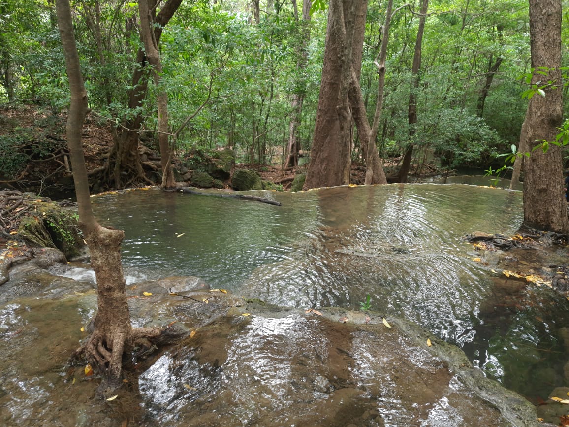 hunugal pokuna